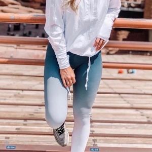 Zyia Jade Ombré Light and Tight 7/8 Leggings